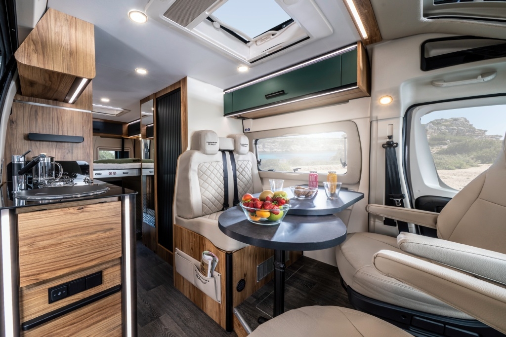 Obytné vozy Karmann-Mobil