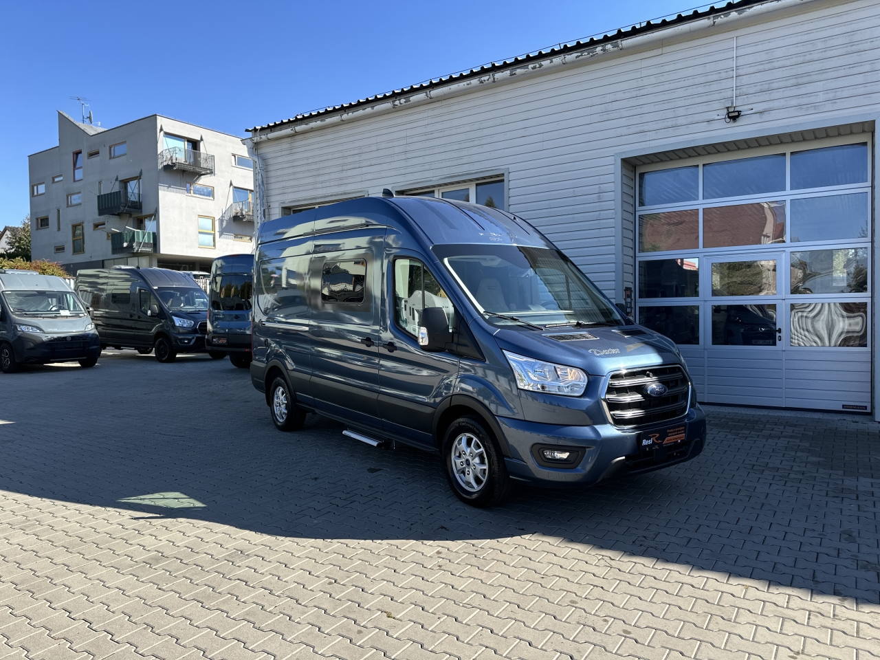 V0656 - KARMANN MOBIL DEXTER 570 AWD 2026