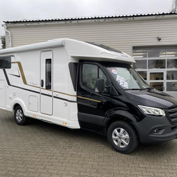 V0121 EURA MOBIL PROFILA T 696 EB Mercedes