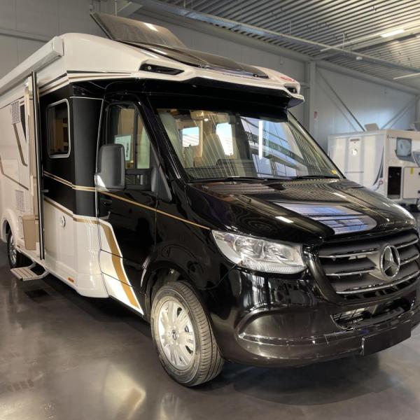 V0124 EURA MOBIL PROFILA T 726 EF 