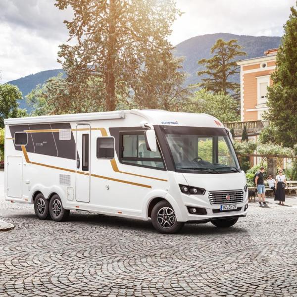 V000 EURA MOBIL INTEGRA 760 EF 