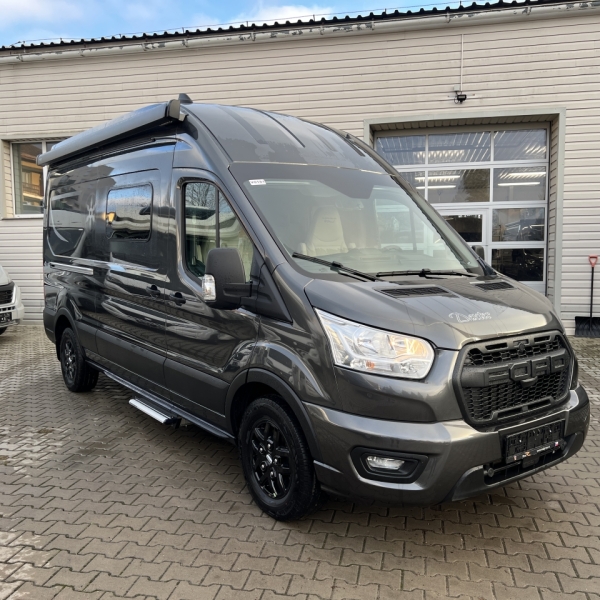 V0364 KM Dexter 560 AWD 