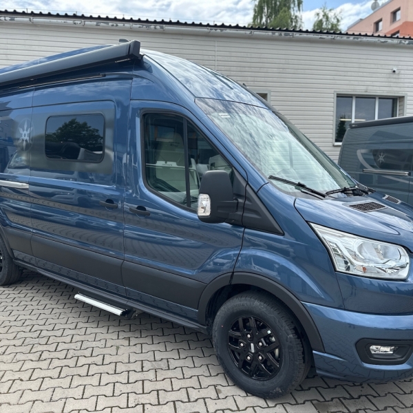 V0384 KM Dexter 560 AWD 