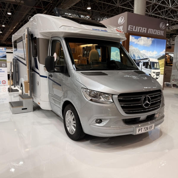V0446 EURA MOBIL PROFILA T 726 EF FREESTYLE