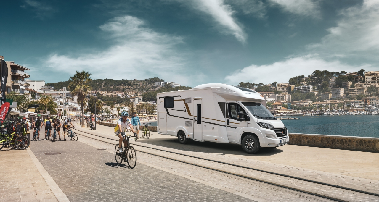 EURA MOBIL PROFILA RS 720 EF