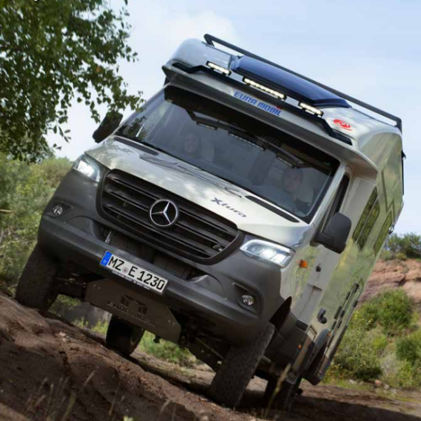 EURA MOBIL XTURA 686 EF