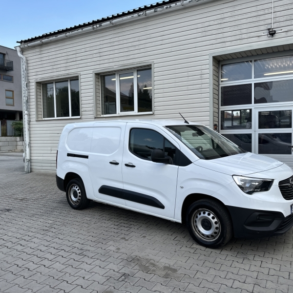 V0571 - Opel Combo VAN